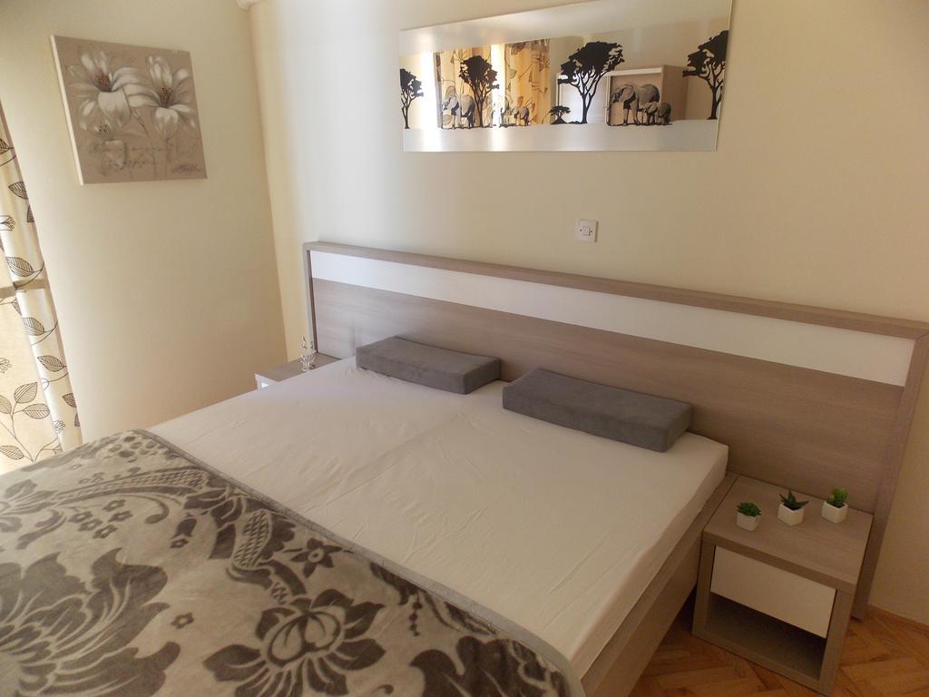 Apartmani Emilio 诺瓦利娅 外观 照片